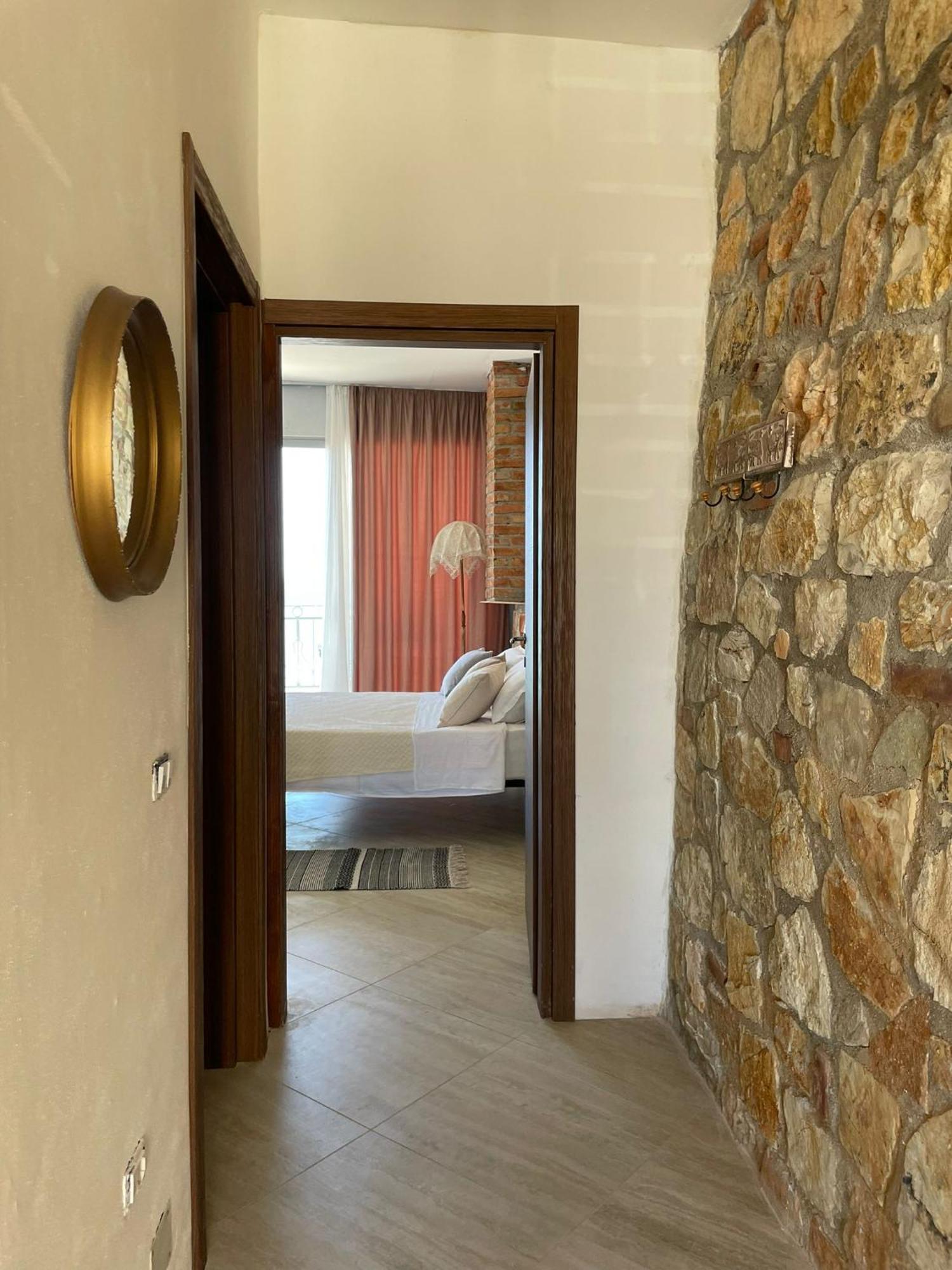 Hotel "San Saena " Radhime Luaran gambar